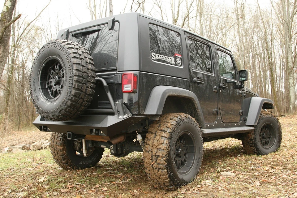 Fab Fours JP-Y1251T-1 Spare Tire Carrier Fits 97-18 Wrangler (JK) Wrangler (TJ) Foto 3 de 4