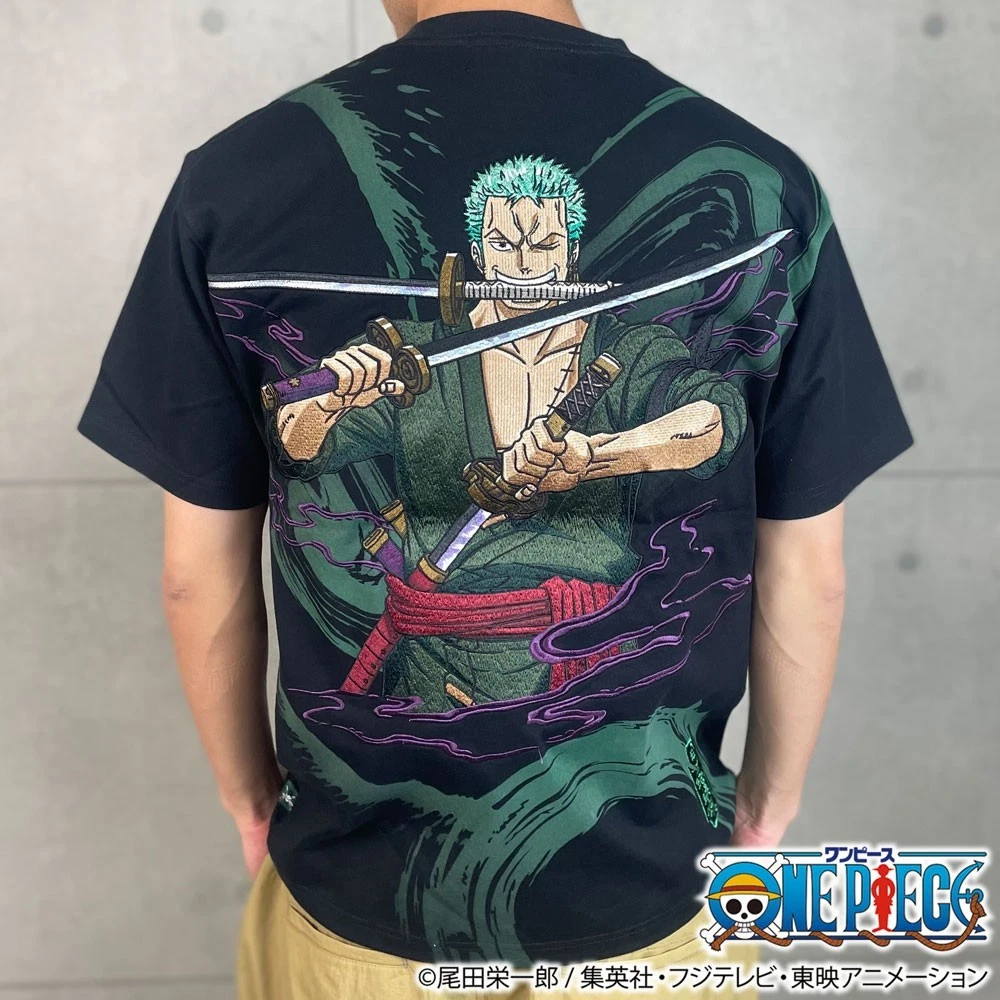 ONE PIECE × Karakuri Tamashii Zoro Embroidered T-Shirt – Black