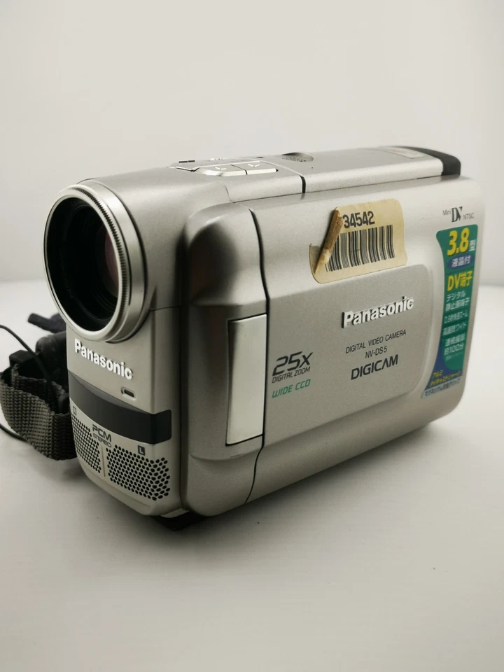 Panasonic NV-DS 5 Japanese Digital Video Camera 270° Smart Turn LCD 25x Tested - Image 3 of 4