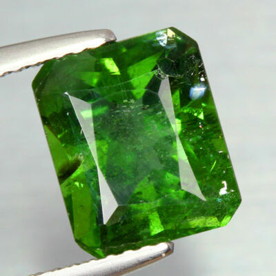 3.260 CT 100%NATURAL VERY RARE CASTLETON GREEN COLOR APATITE  RARE TO FIND 
