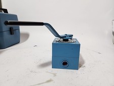 PARKER 8151E-1/2HS2 Hydraulic Direction Control Valve