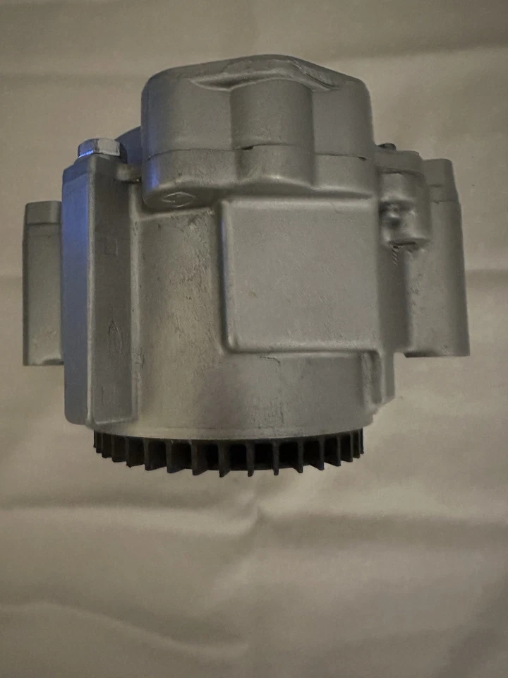 87-92 CAMARO & FIREBIRD V8 350 5.7L  5.0L SMOG/AIR PUMP $249+$30(core charge) - Image 4 of 4