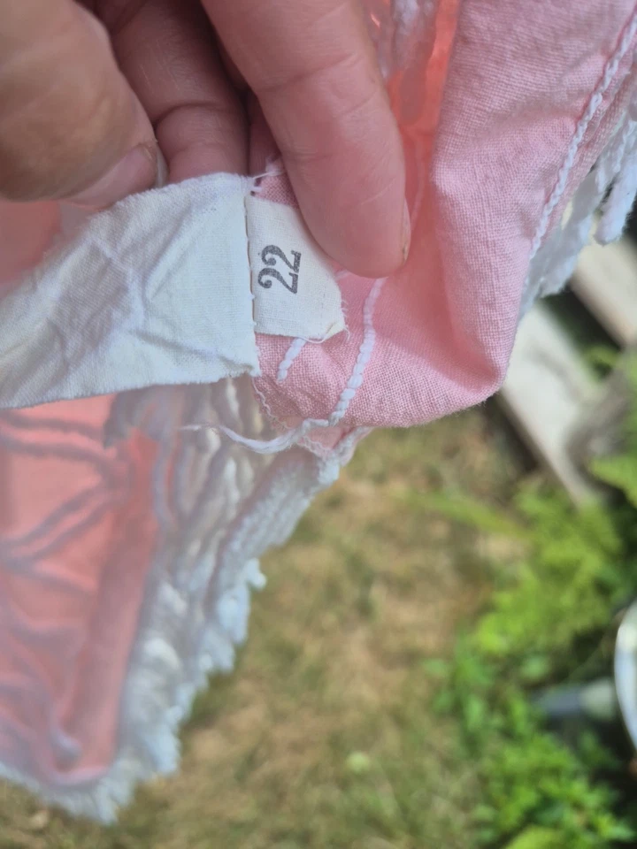 Exquisite Lovely Soft PinkVintage Chenille Blanket W Fringe!  99'x87' - Image 4 of 4