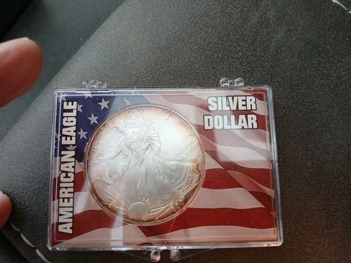 2001- 1 Oz Silver Eagle One Dollar Coin Uncirculated