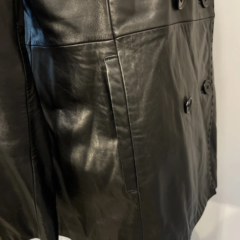 Chaqueta ANN TAYLOR Pet Talla L Negra Manterosa Cuero Suave Doble Pecho Abotonada Foto 4 de 4