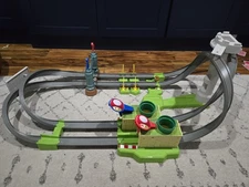 Mario Raceway (No Battery Needed)