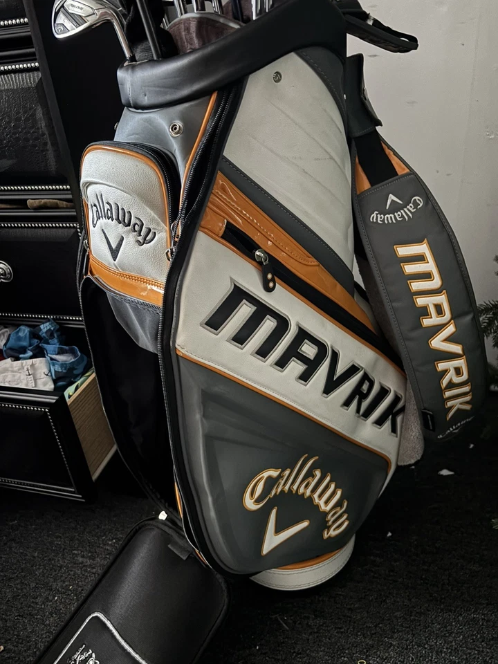 Carro de golf Callaway Mavrik Tour Staff usado bolsa de transporte blanco/naranja bordado Foto 3 de 3