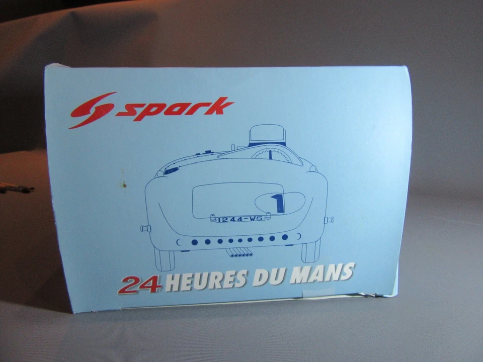 A530 Spark 18LM39 Box Empty 1:18 for Bugatti Type 57 C#1 Winner le Mans 1939 - Image 4 of 4
