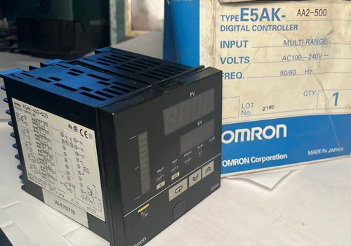 OMRON E5AK-AA2-500 DIGITAL PROCESS CONTROLLER, high-accuracy 100 ms sampling