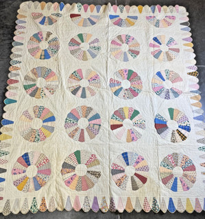 Vintage Dresden Plate Handmade Quilt 74 x 82in