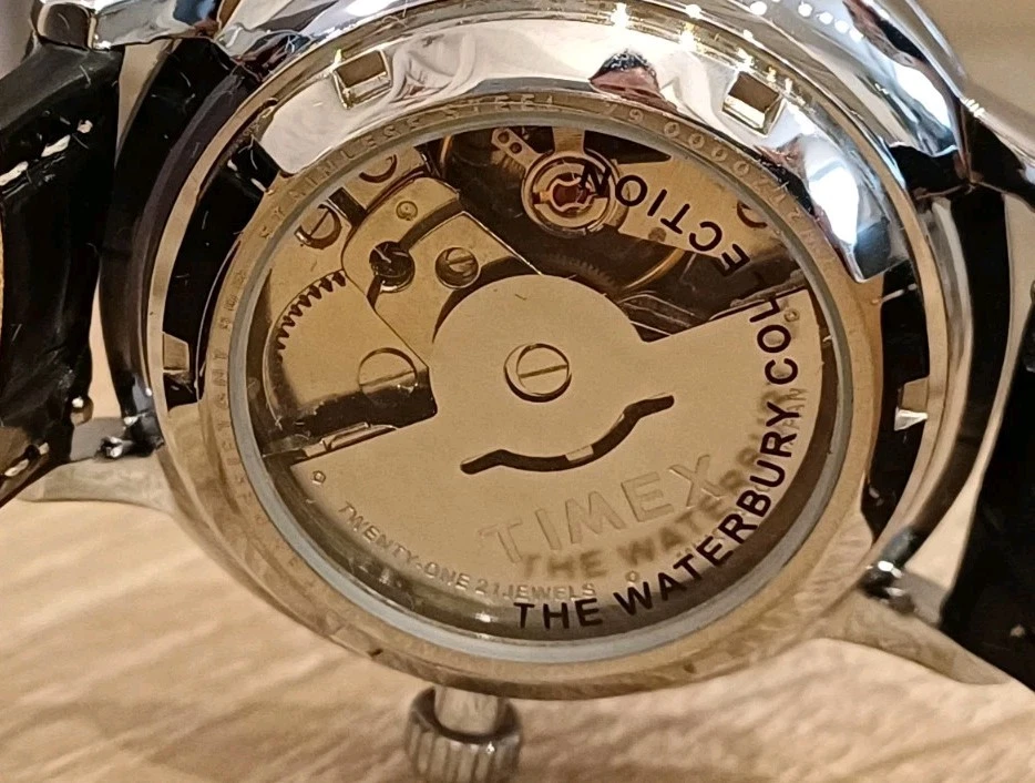 Orologio Uomo Automatico  Timex Pelle Silver White **Bellissimo** !!! - Immagine 2 di 4