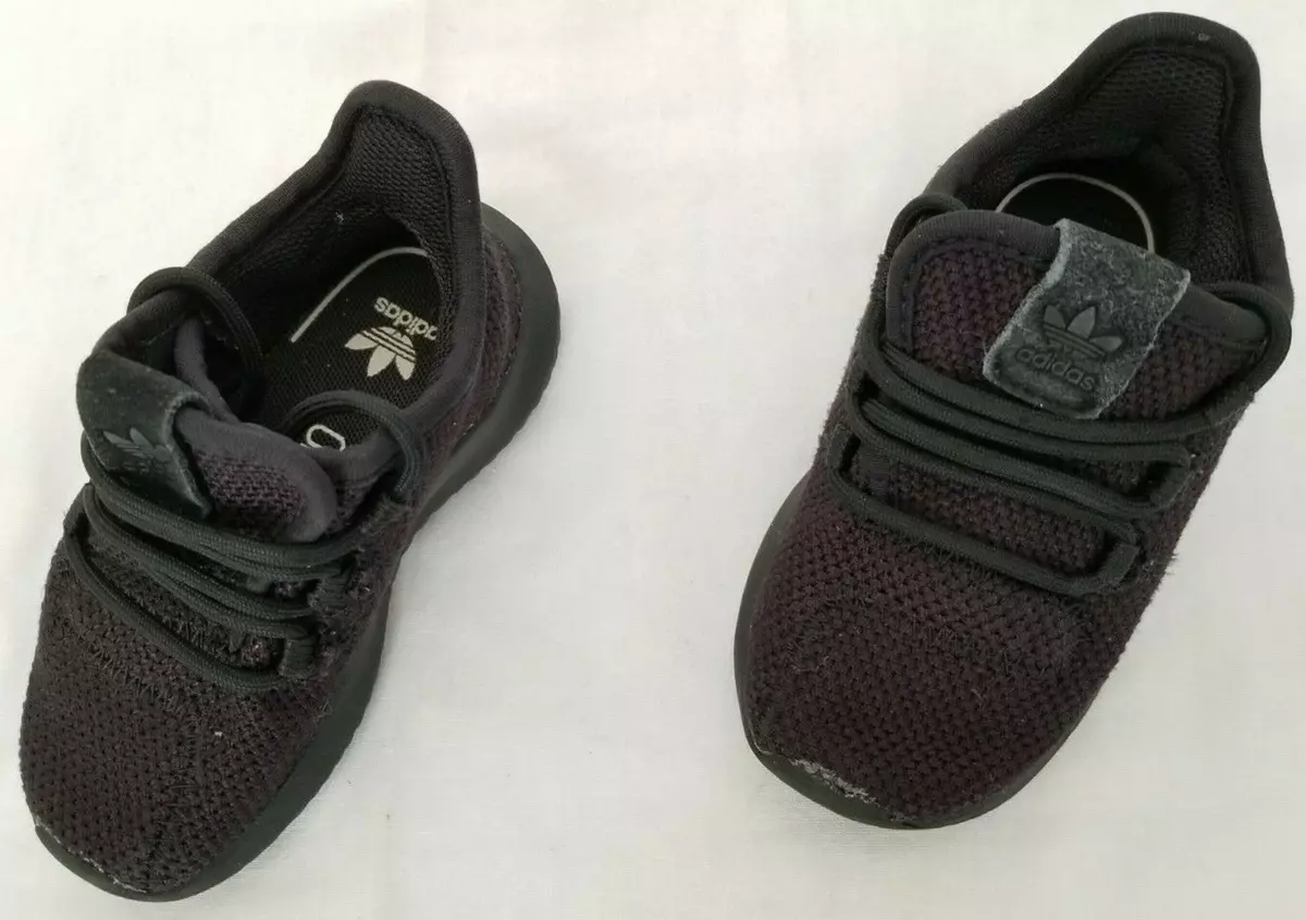 Toddler black sales adidas tubular