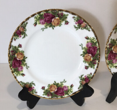 2 Vintage Royal Albert Old Country Rose Salad Dessert Plates England 8  EUC