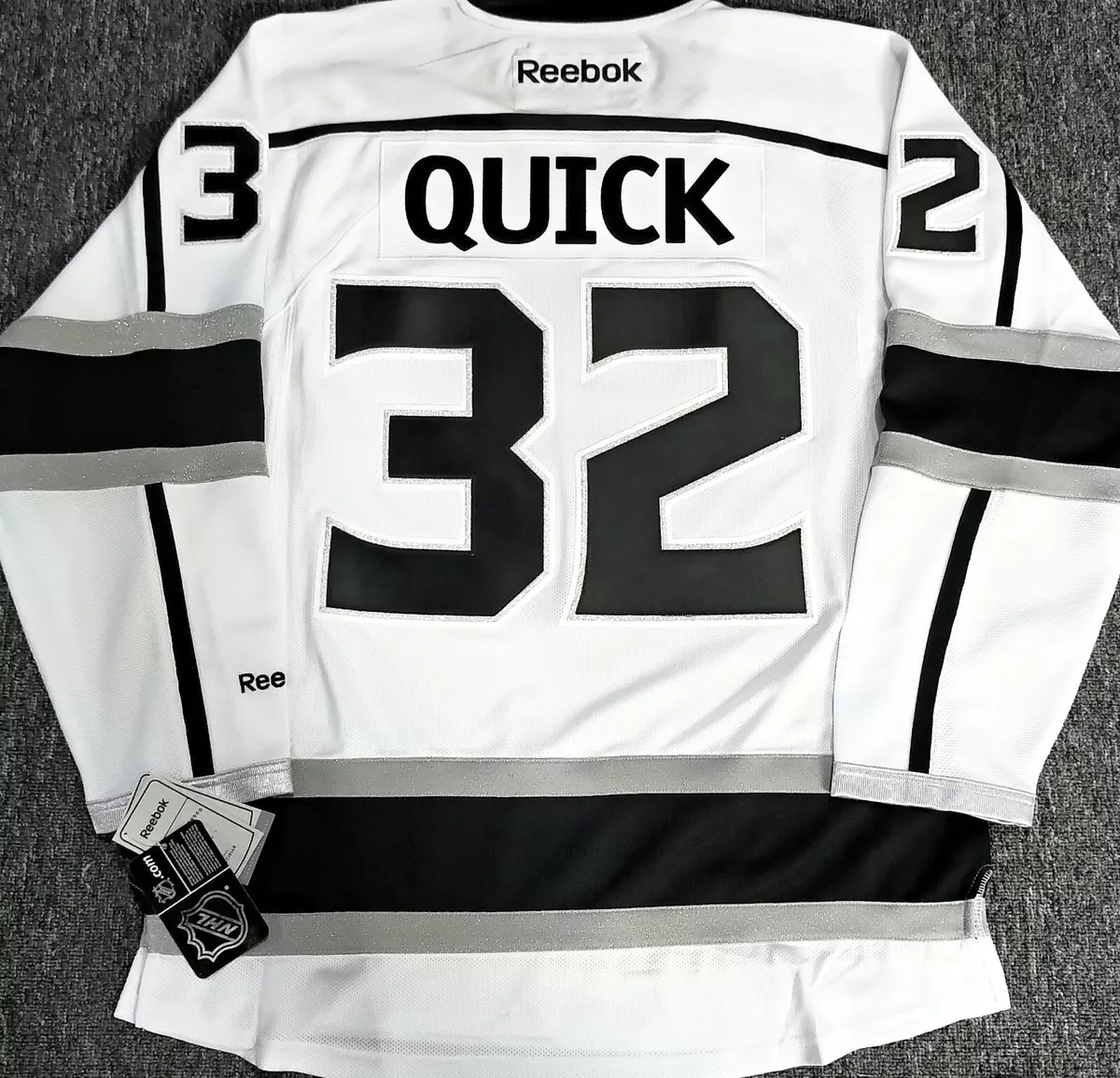 NWT-MEN-MEDIUM JONATHAN QUICK LA KINGS NHL LICENSED REEBOK EDGE HOCKEY  JERSEY