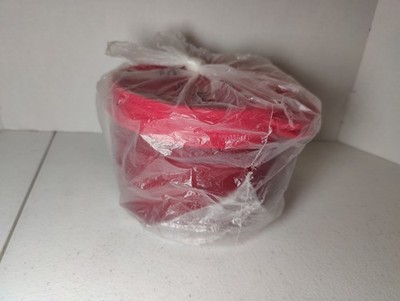 NEW Tupperware Medium Wonders 12oz Snack Cereal Bowls Dark Red w/ Seals FREESHIP