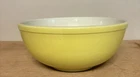 Vintage Pyrex Yellow Primary Color #404 - 4 QT Mixing Large Nesting Bowl