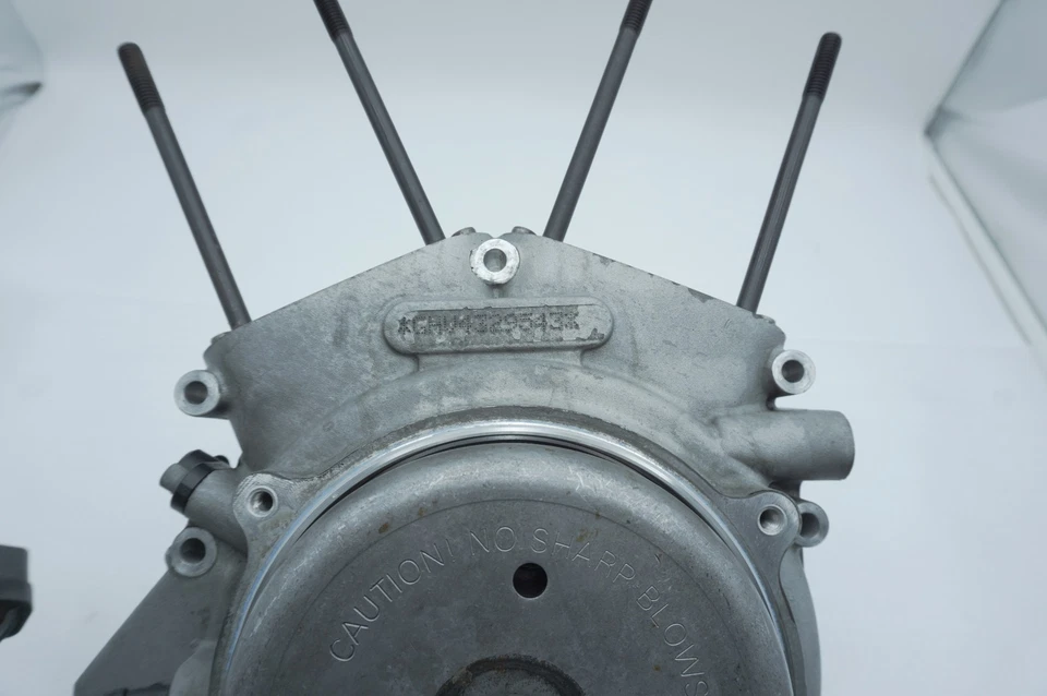 2004 Harley Dyna FXD Super Glide OEM Crankcase Shaft Engine Motor Cover 24631-03 - Image 3 of 4