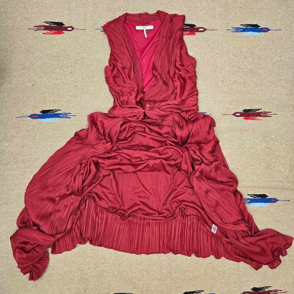 Платье макси Halston Heritage красное плиссированное 2020-е размер 8 элегантное шикарное струящееся б/у в отличном состоянии - Изображение 2 из 4