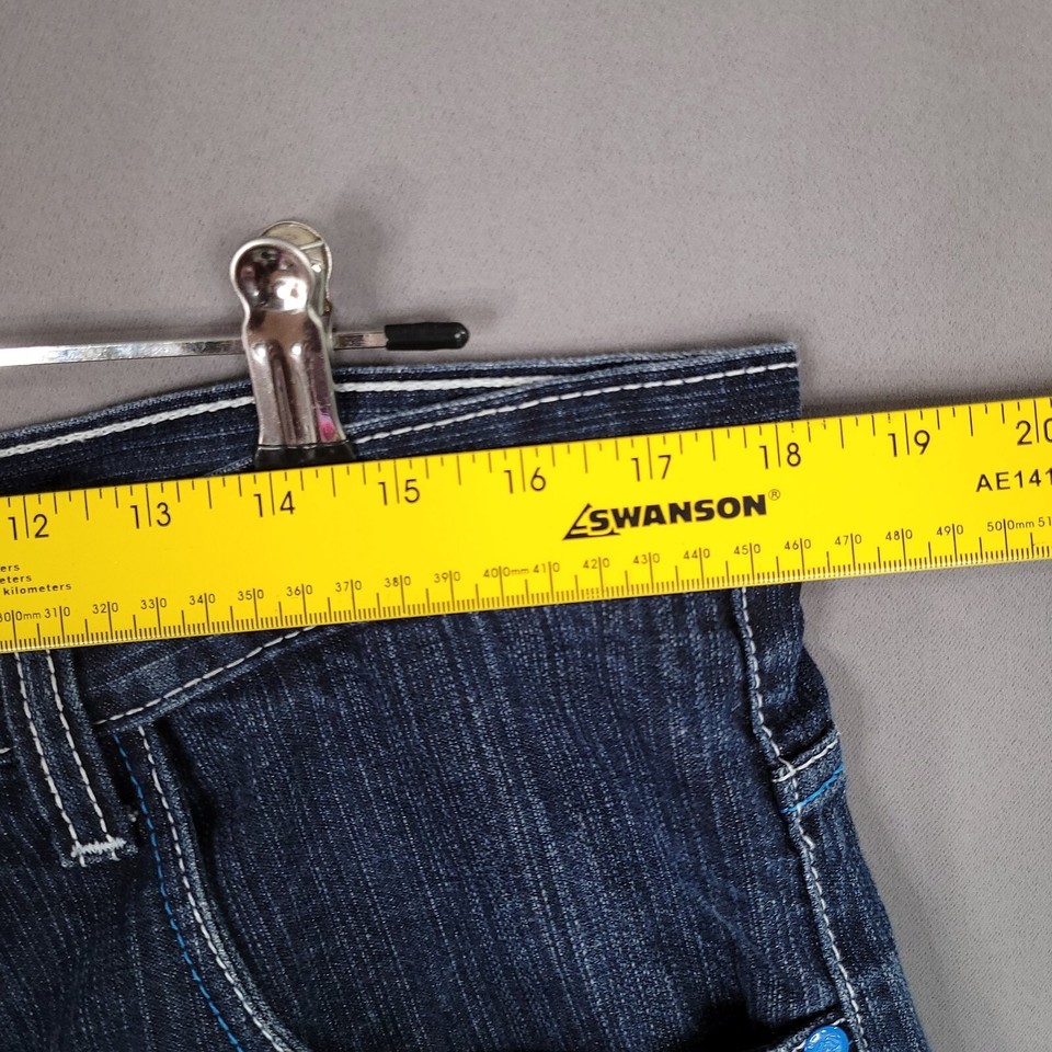 Men's Denim Shorts Embroidered Back Pockets Relaxed Fit High Rise Blue