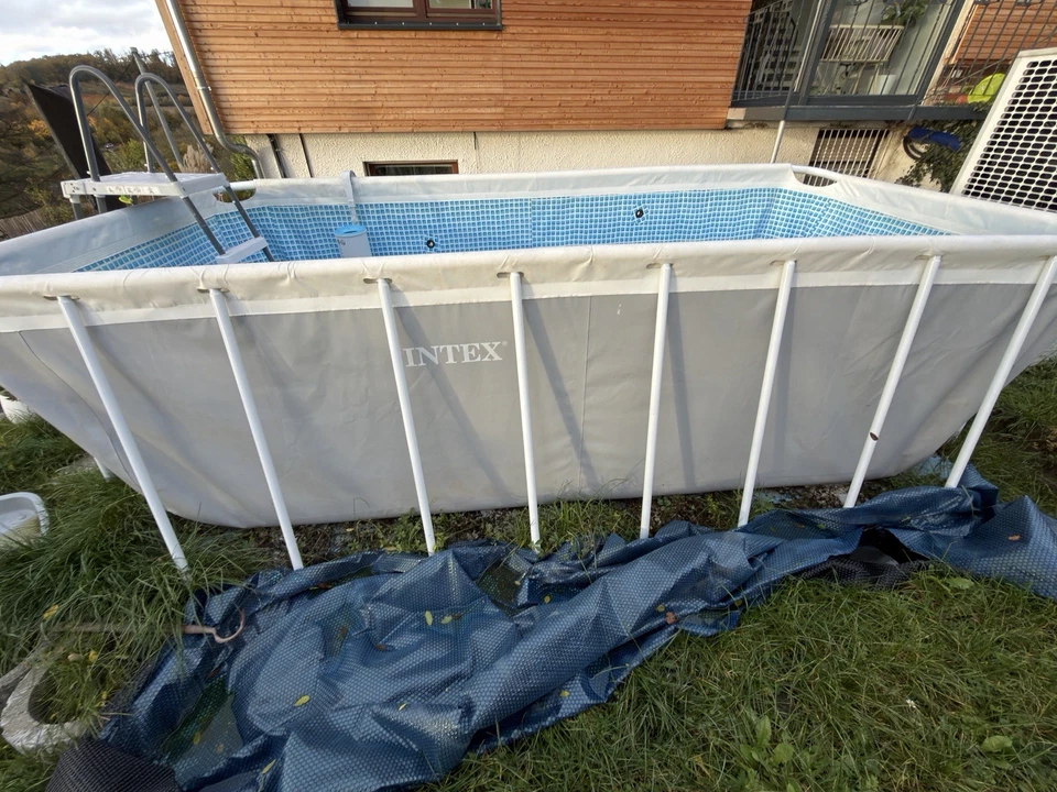 Intex Swimmingpool mit Pumpe und Zubehör 4x2 M - Bild 2 von 4