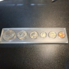 1976 D USA Bicentennial Coins &ndash; Whitman Coin Display Set