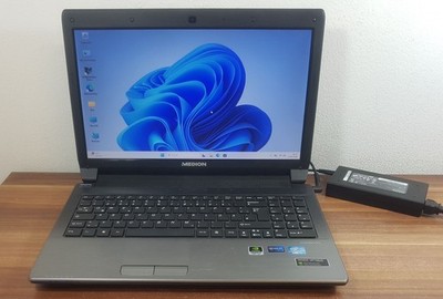 Medion i7 Quad Core 12GB 256GB SSD Nvidia GeForce GT 650M 2GB Webcam uvm