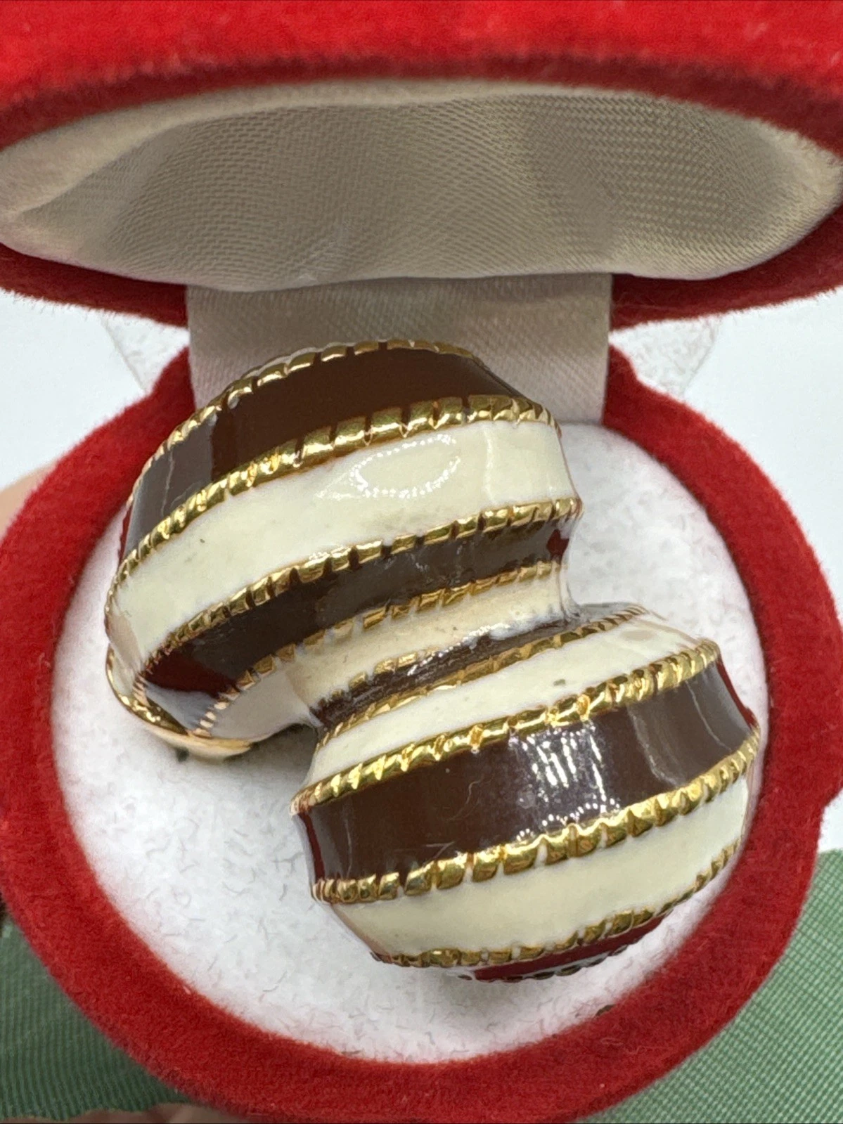 Bague vintage fantaisie. Taille 54.