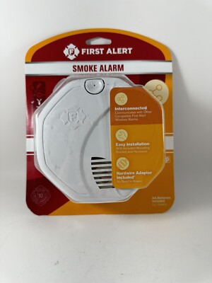 First Alert Hard-Wired w/Battery Back-up Photoelectric Smoke/Fire Detector Alarm