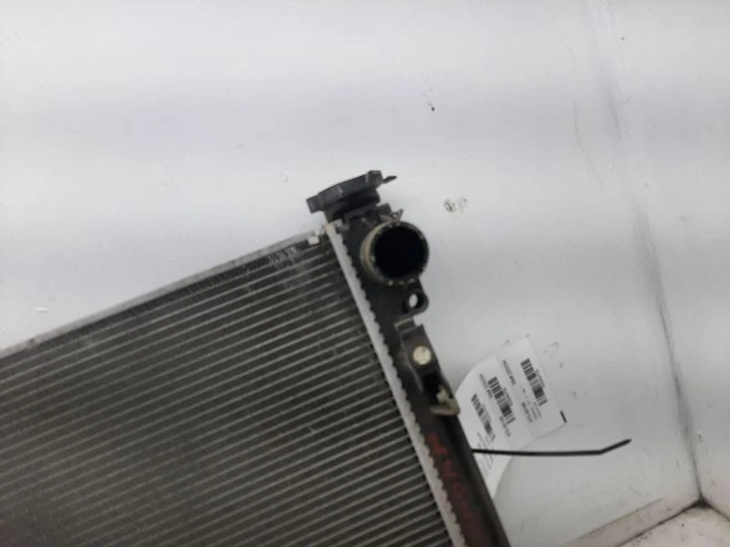 Manija de puerta trasera vertical estilo clásico del radiador 07-17 Jeep Compass 68004049ab Foto 3 de 4