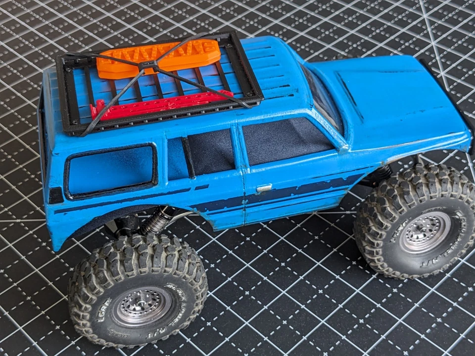 Axial SCX24 1/24 Toyota Land Cruiser 132-137mm C10 Deadbolt RC Crawler Truck - Image 2 of 4