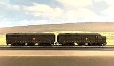 Life-Like Pennsylvania Powered Diesel Locomotive 9620A &Unpowered 9620B HO Scale