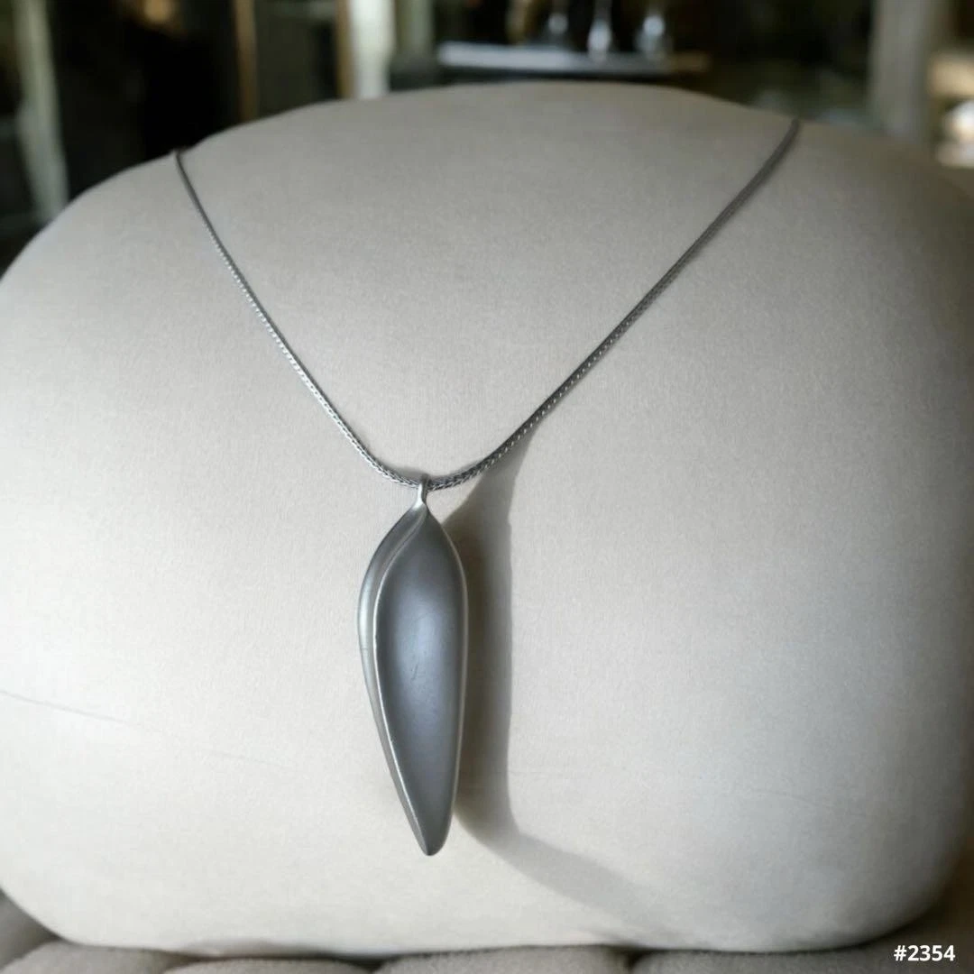 Collana lunga GIVENCHY 0180