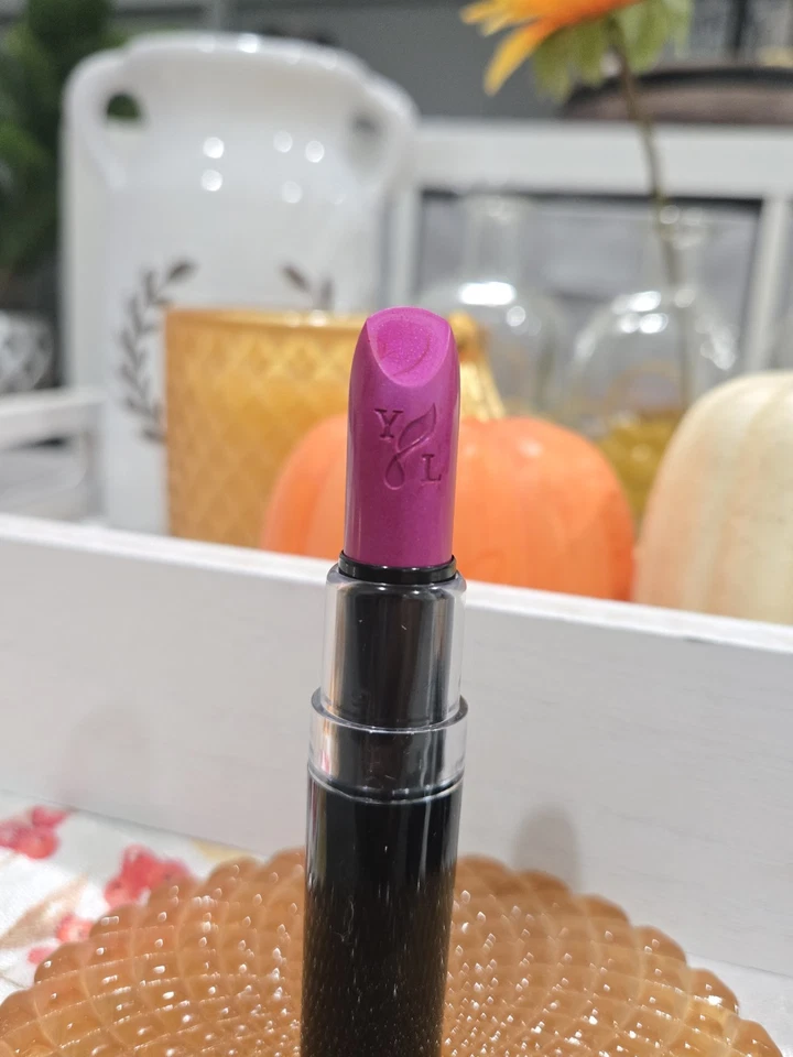 Savvy Minerals de Young Living ~ Lápiz labial Sweet Life NUEVO en CAJA  Foto 4 de 4