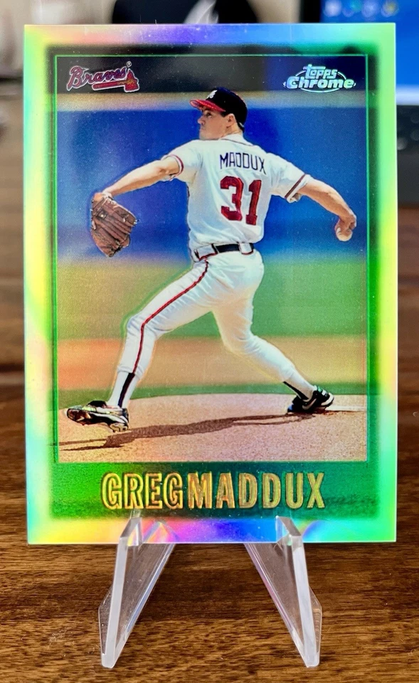 1997 Topps Chrome - Greg Maddux #49 Refractor - Image 2 of 3