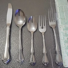 1881 Rogers Stainless Oneida  Ltd ARBOR ROSE / TRUE ROSE 5pc Place Setting 