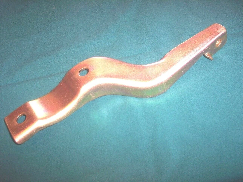 79-83 DATSUN 280ZX SILENCIADOR ESCAPE SOPORTE TUBO DE ESCAPE TRASERO DIFERENCIAL SUSPENSIÓN 240Z 280Z Foto 2 de 2