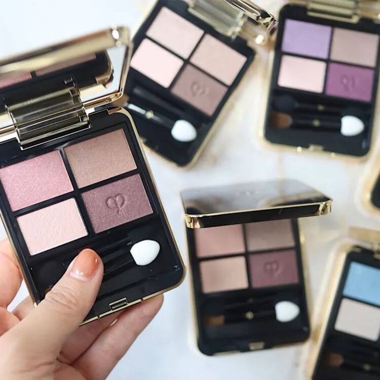 Cle de Peau Beaute EYE COLOR QUAD 6g +Case (with tip, tip Cle de Peau Beaute EYE COLOR QUAD 6g +Case (with tip, tip