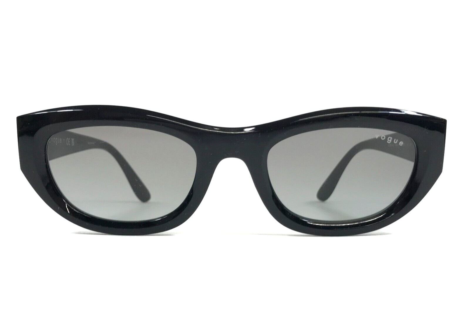 Солнцезащитные очки Vogue VO5616-S W44/11 в блестящей черной оправе Кошачий глаз со светло-серыми линзами