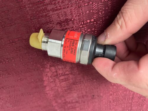Danfoss pressure sensor transmitter 3328 MBS 2250 CNH_47360623 - Picture 2 of 5