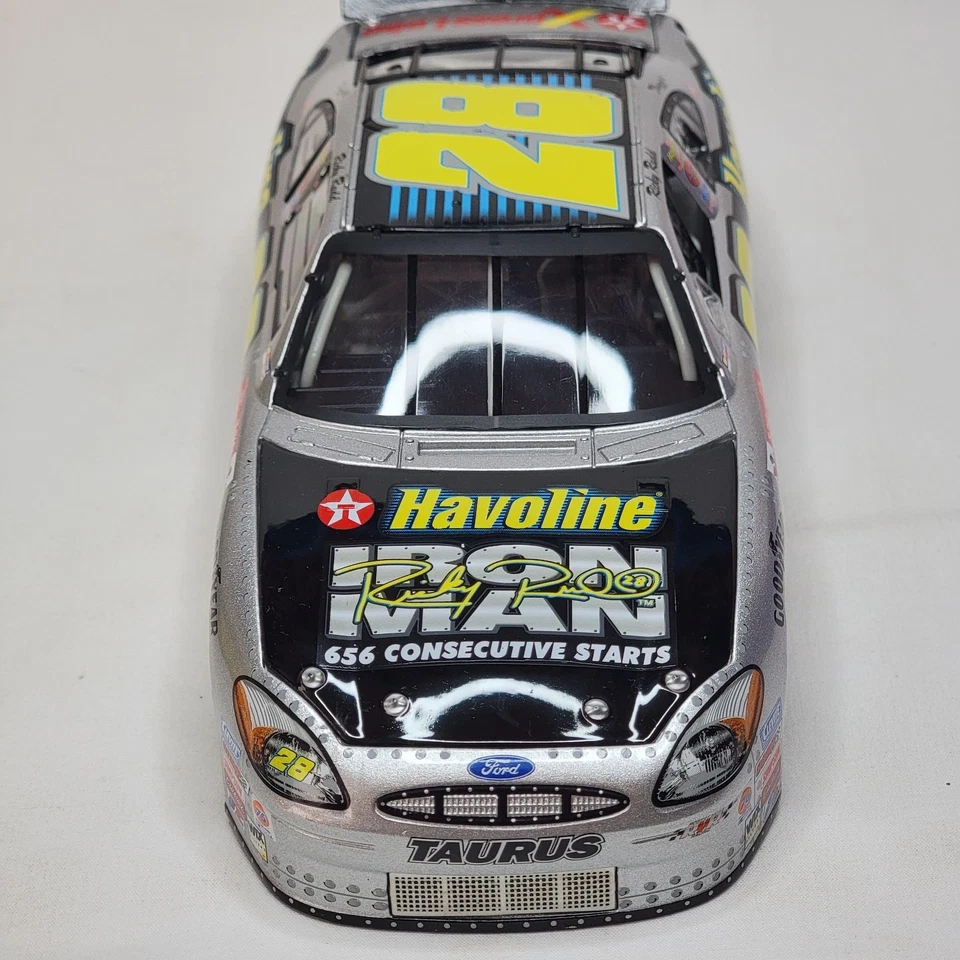 Rick Rudd #28 HAVOLINE IRONMAN 2002 Ford Taurus 1:24 Diecast Action Racing - New - Image 2 of 4