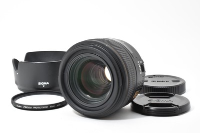Sigma DG 30mm f/1.4 HSM EX DC Lens For Canon