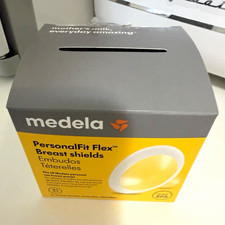 Medela PersonalFit Flex Breast Shield Flange 21 mm Clear/White