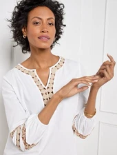 Talbots • Lace Trim Poplin Bohemian Top Sz Medium Cotton 3/4 .Sleeve Split Neck