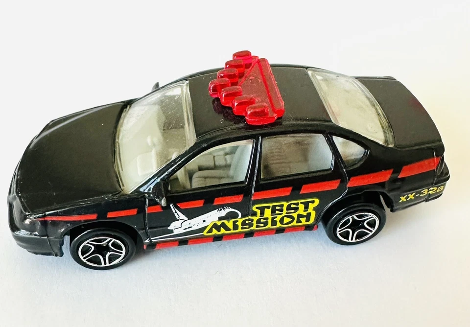 Matchbox 1999 Mattel-Chevrolet Impala TEST MISSION PATROL CAR 1/64 SCALE - Image 2 of 4