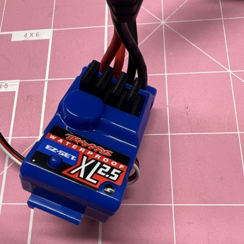 Traxxas XL 2.5 Ez Set Waterproof Titan 380 Brushed Motor - Picture 3 of 9