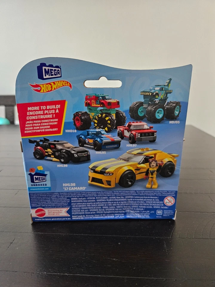 MEGA Hot Wheels '17 Chevrolet Camaro - 89pc Set - Image 2 of 2