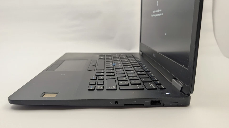 Dell Latitude E7470 · i5-6300U · 8GB · 256GB, photo 4 of 5