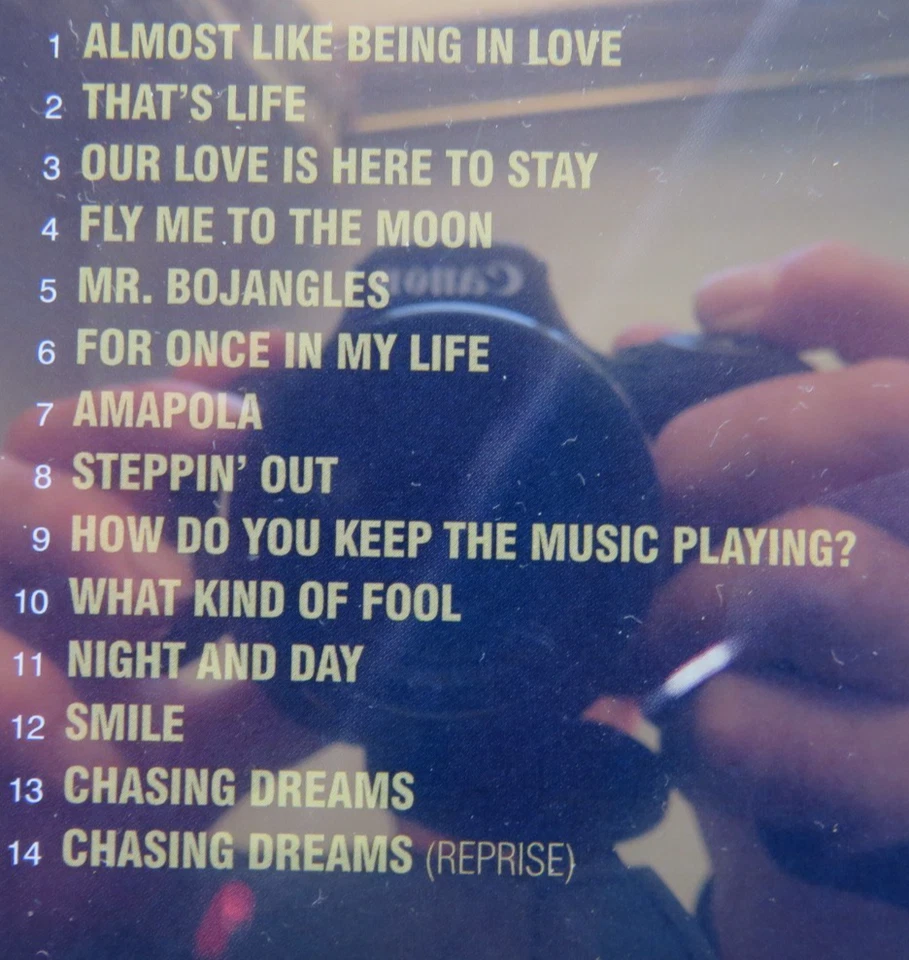 BRADLEY WALSH - Chasing Dreams - Excellent Condition CD Album Sony - Image 3 of 3
