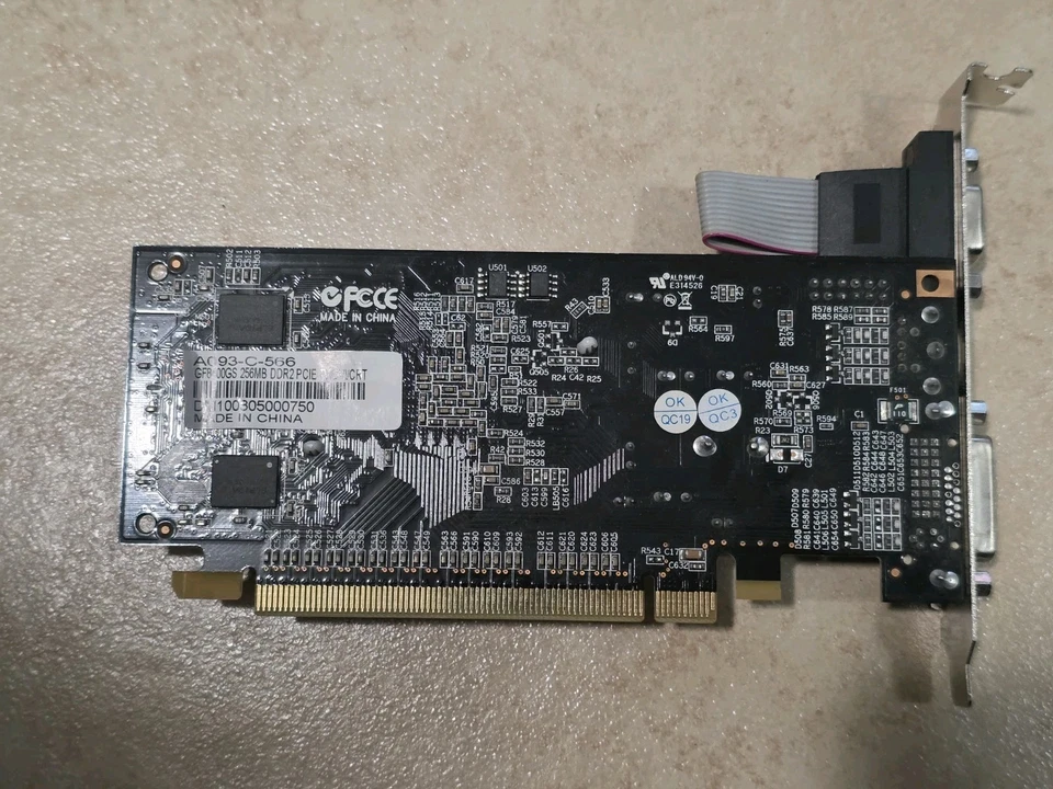 PNY Geforce 8400GS 256MB Video Card - Image 3 of 4