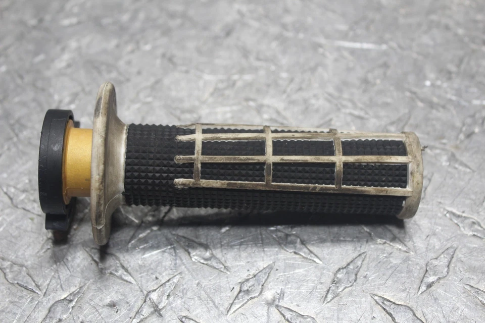 10-21 KAWASAKI KLX110L OEM AGARRE DE ACELERADOR DERECHO Foto 3 de 4